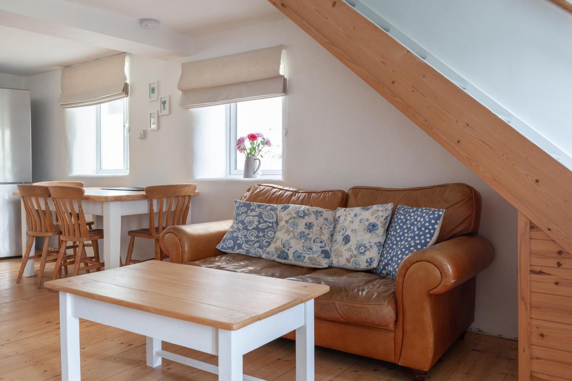 Cosy Beachside Cottage Bigbury Pokoj fotografie