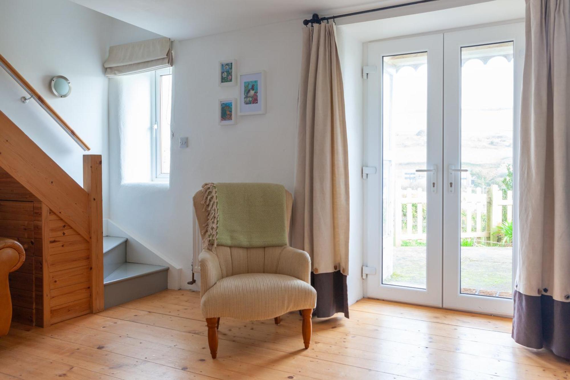 Cosy Beachside Cottage Bigbury Pokoj fotografie