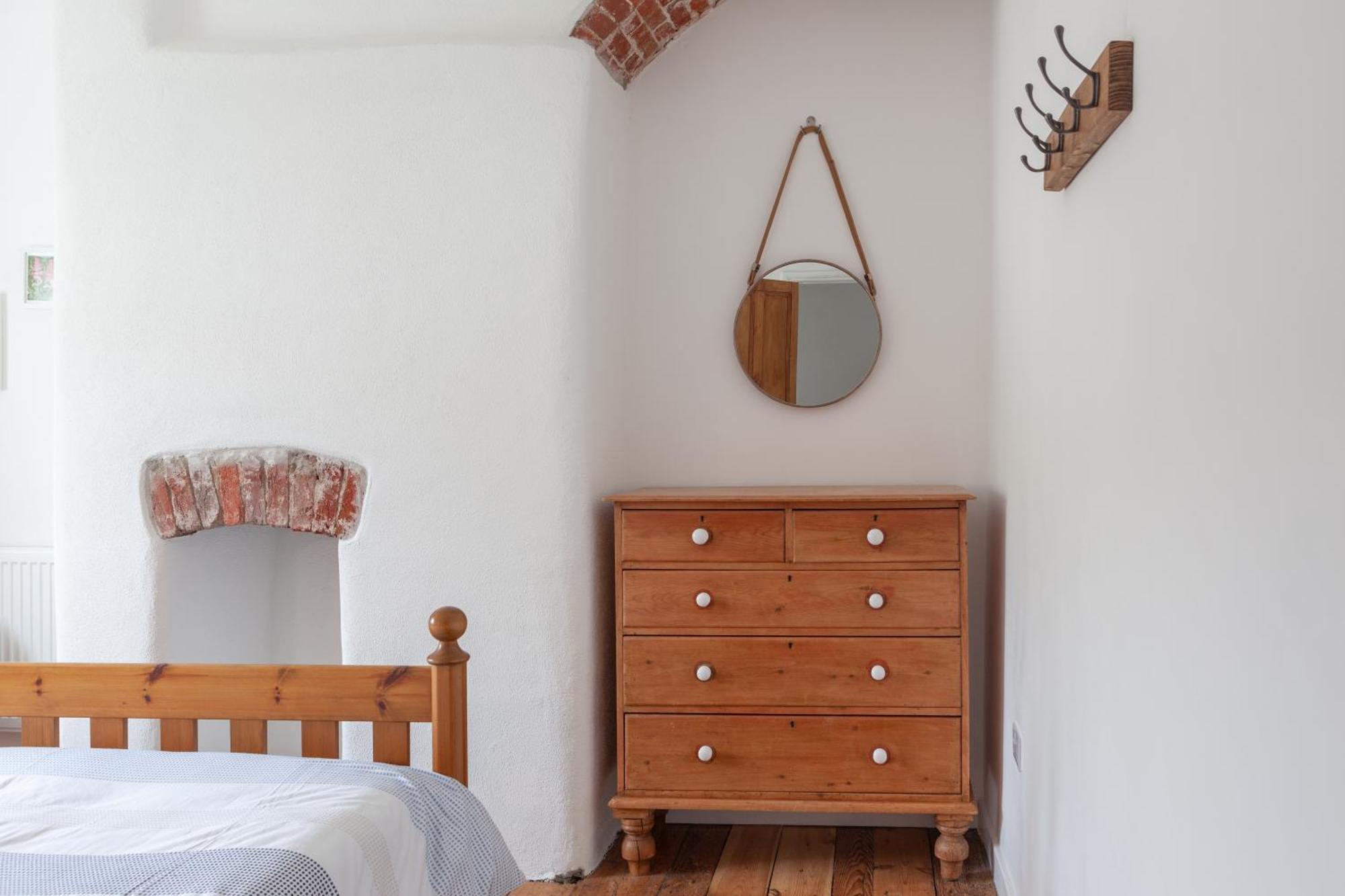 Cosy Beachside Cottage Bigbury Pokoj fotografie