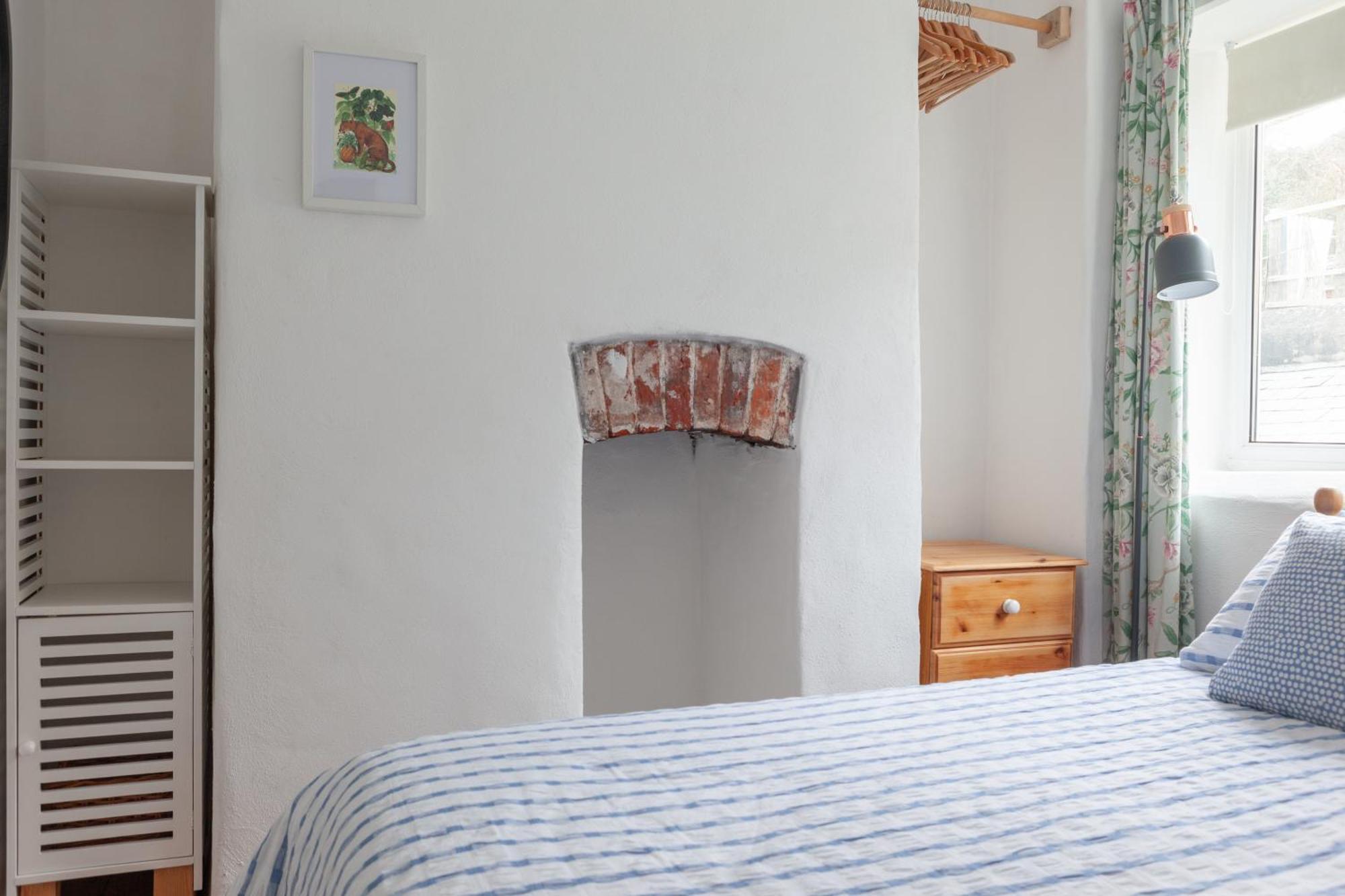 Cosy Beachside Cottage Bigbury Pokoj fotografie